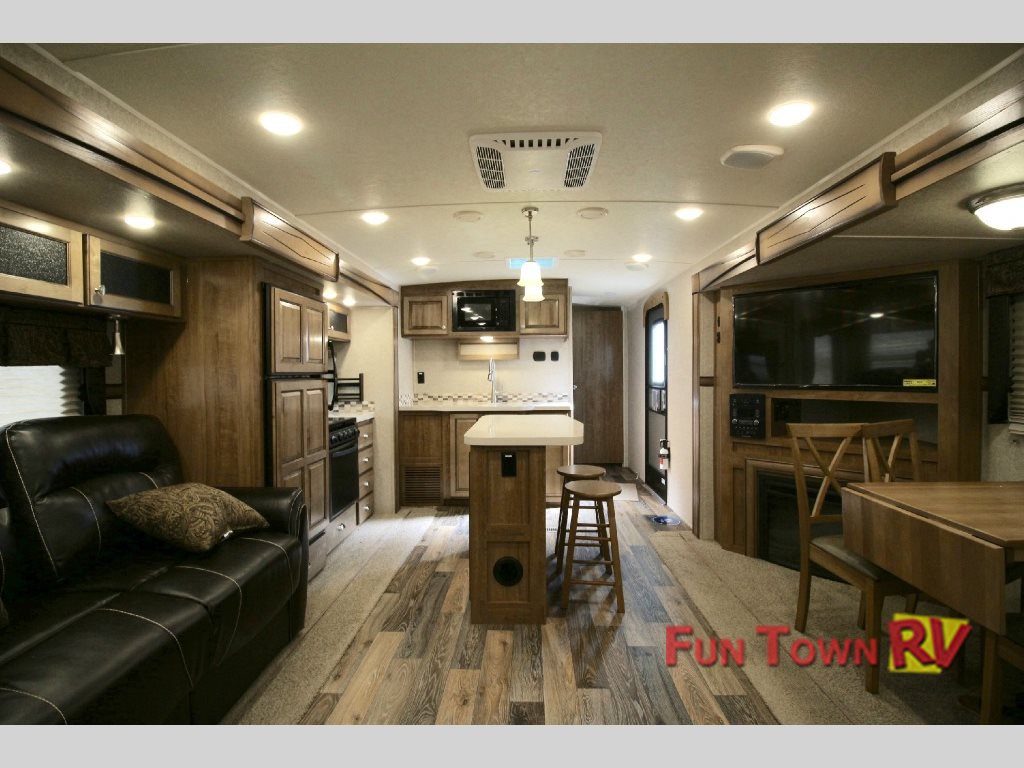 Rockwood Signature Ultra Lite interior