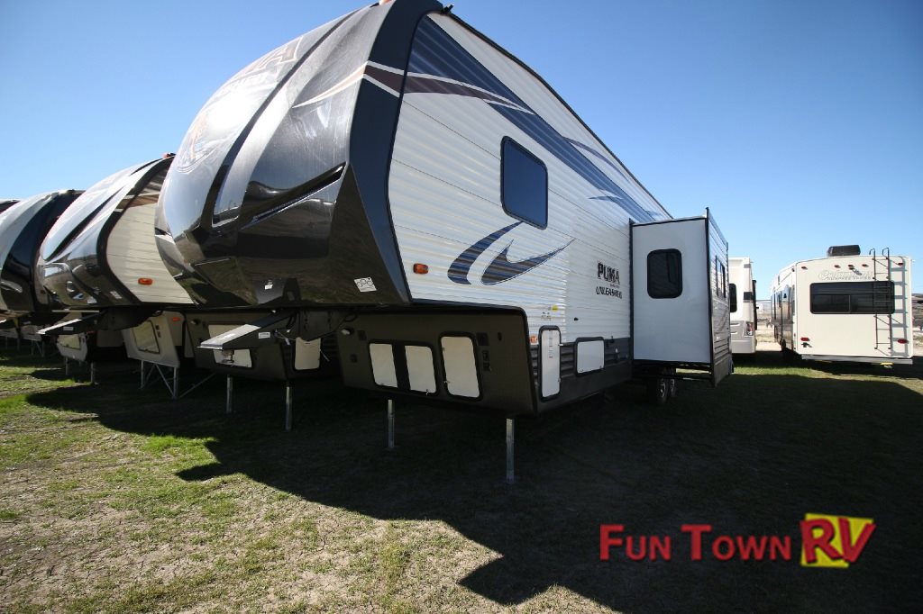 Palomino Puma Unleashed Toy Hauler Fifth Wheel