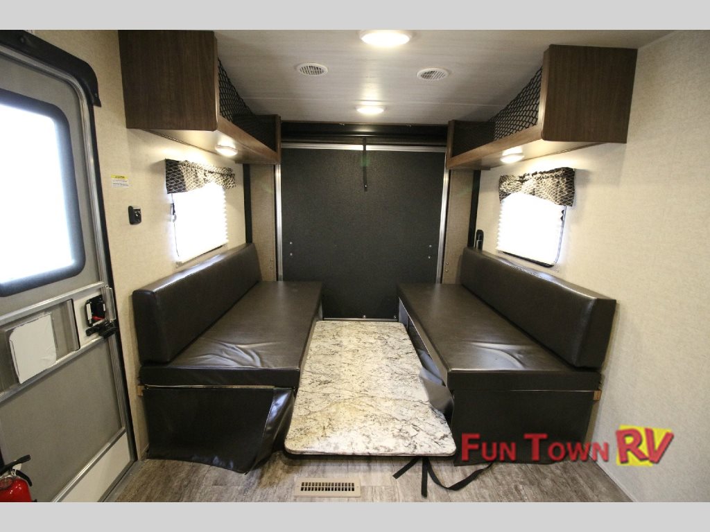 Heartland Trail Runner Toy Hauler Travel Trailer Garage