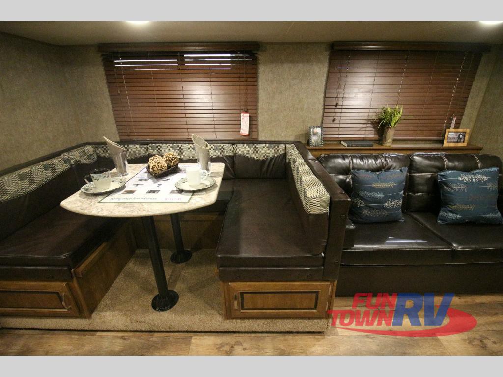Forest River Wildwood X-Lite Travel Trailer Seating