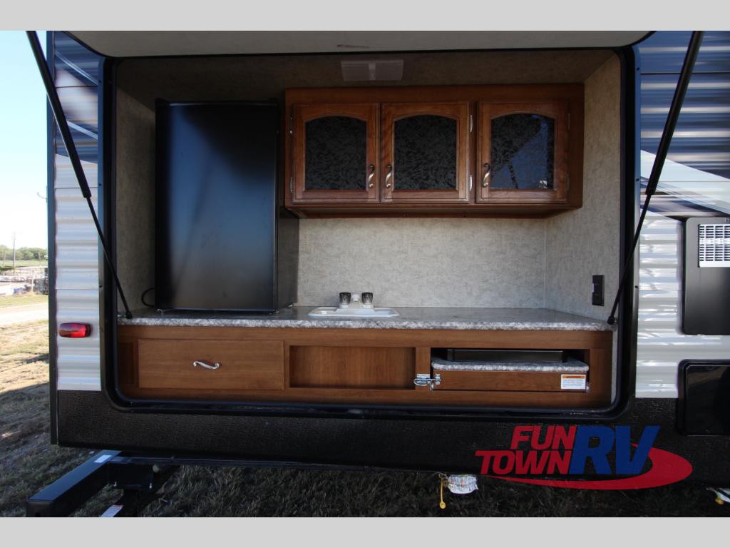 Prime Time Avenger Travel Trailers Quality, Variety and