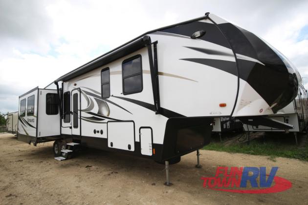 Heartland Sundance Fifth Wheel