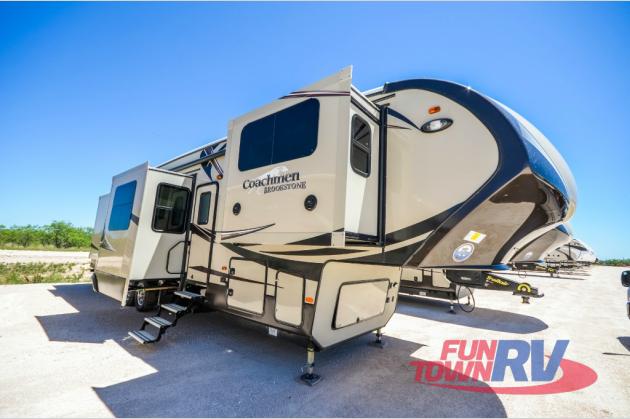 Coachmen Brookstone Fifth Wheel