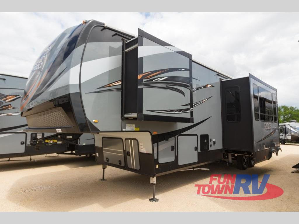 2018 Forest River RV XLR Thunderbolt 340AMP