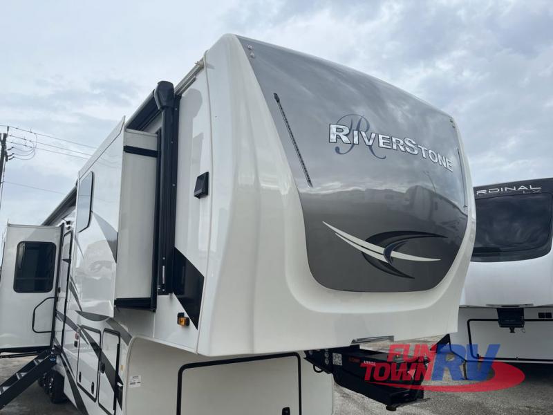 FOREST RIVER RV RIVERSTONE 419RD