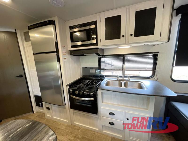 HEARTLAND TRAIL RUNNER 25JM